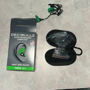 Decibullz Custom Molded Earplugs - Green